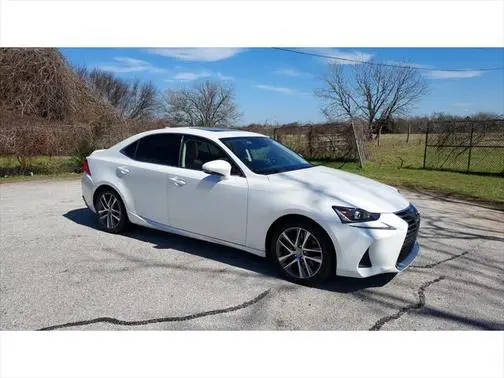 2019 Lexus IS IS 300 RWD photo