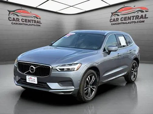 2019 Volvo XC60 Momentum AWD photo