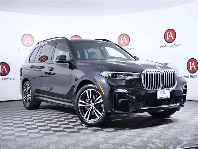 2020 BMW X7 xDrive40i AWD photo