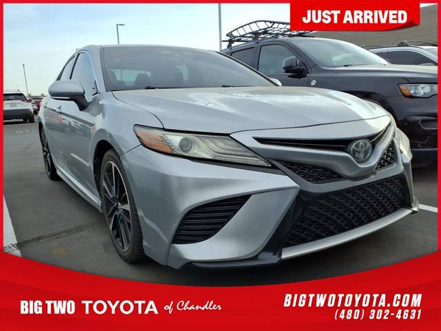 2019 Toyota Camry XSE FWD photo
