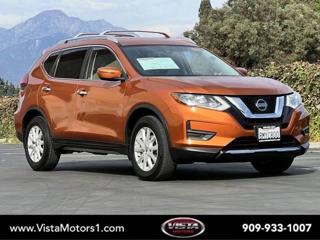 2020 Nissan Rogue SV FWD photo