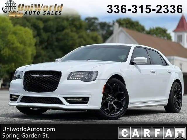 2019 Chrysler 300 300S RWD photo