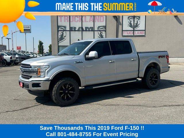 2019 Ford F-150 LARIAT 4WD photo