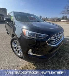 2019 Ford Edge Titanium AWD photo