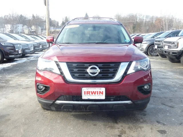 2019 Nissan Pathfinder Platinum 4WD photo