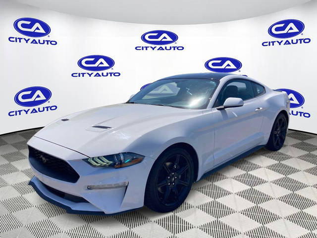 2020 Ford Mustang EcoBoost RWD photo