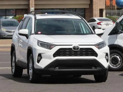 2019 Toyota RAV4 XLE AWD photo