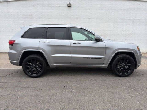 2020 Jeep Grand Cherokee Altitude 4WD photo