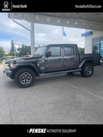 2020 Jeep Gladiator Overland 4WD photo