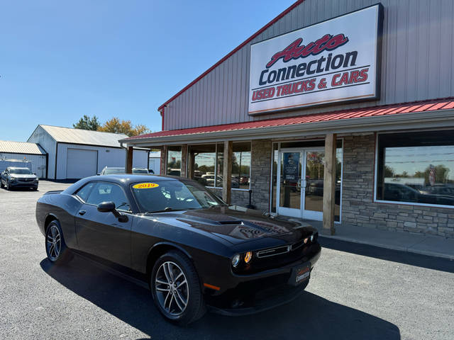 2019 Dodge Challenger SXT AWD photo