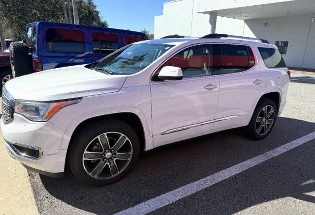 2019 GMC Acadia Denali FWD photo