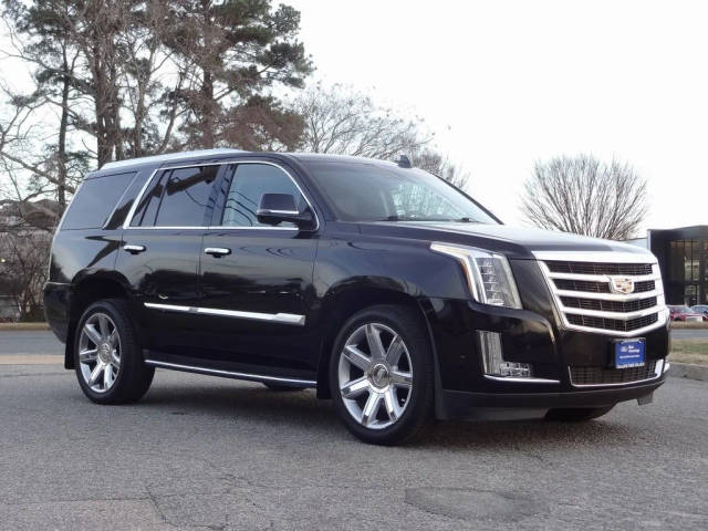 2019 Cadillac Escalade Luxury RWD photo