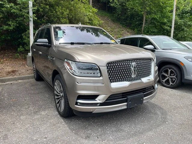 2019 Lincoln Navigator Reserve 4WD photo