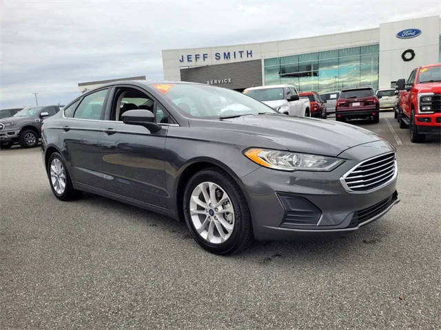 2020 Ford Fusion SE FWD photo