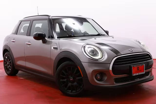 2020 MINI Hardtop 4 Door Cooper FWD photo