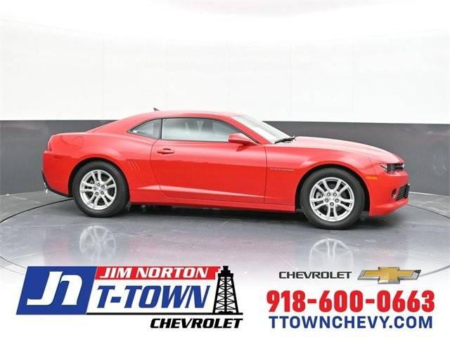 2015 Chevrolet Camaro LS RWD photo