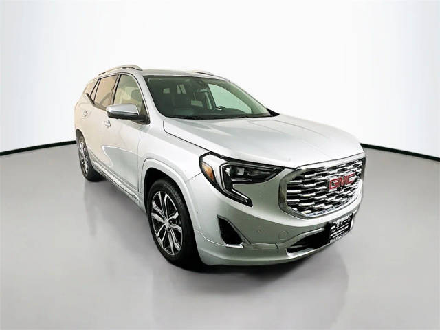 2020 GMC Terrain Denali FWD photo