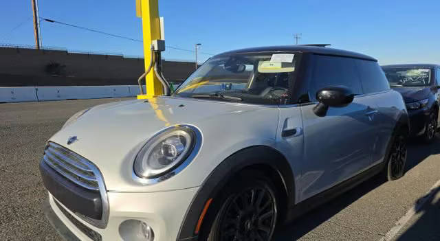 2020 MINI Hardtop 2 Door Cooper FWD photo