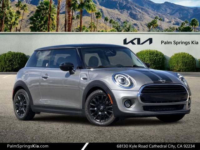 2020 MINI Hardtop 2 Door Cooper FWD photo