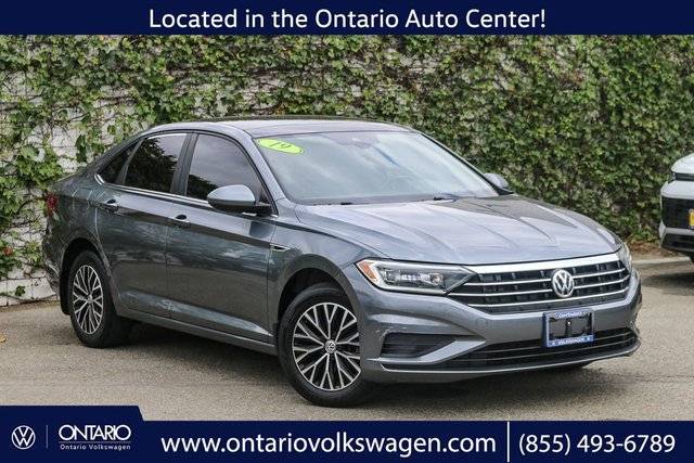 2019 Volkswagen Jetta SEL FWD photo