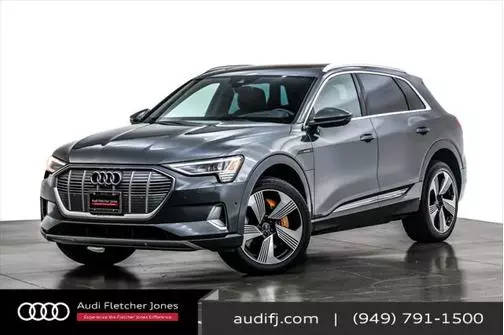 2019 Audi e-tron Prestige AWD photo