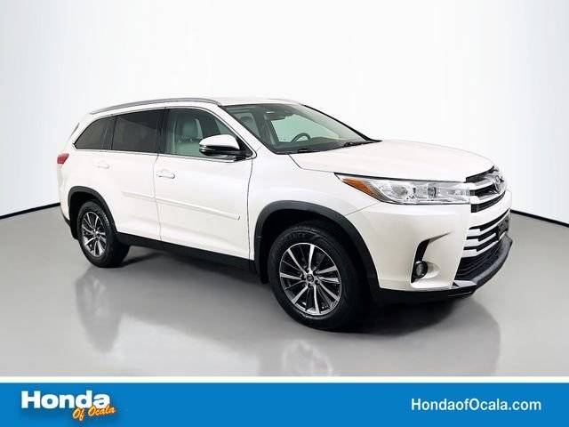 2019 Toyota Highlander XLE AWD photo