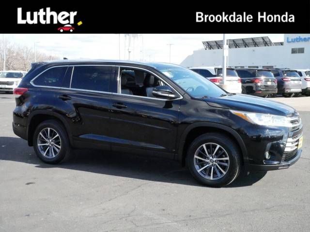 2019 Toyota Highlander XLE AWD photo