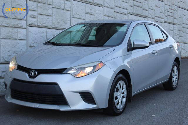 2015 Toyota Corolla L FWD photo