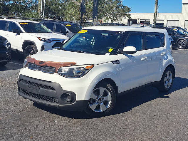 2017 Kia Soul Base FWD photo