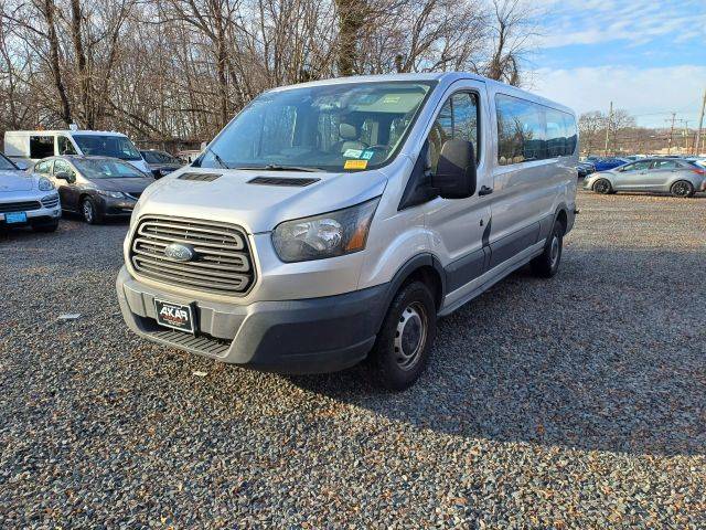 2016 Ford Transit Passenger Wagon XL RWD photo