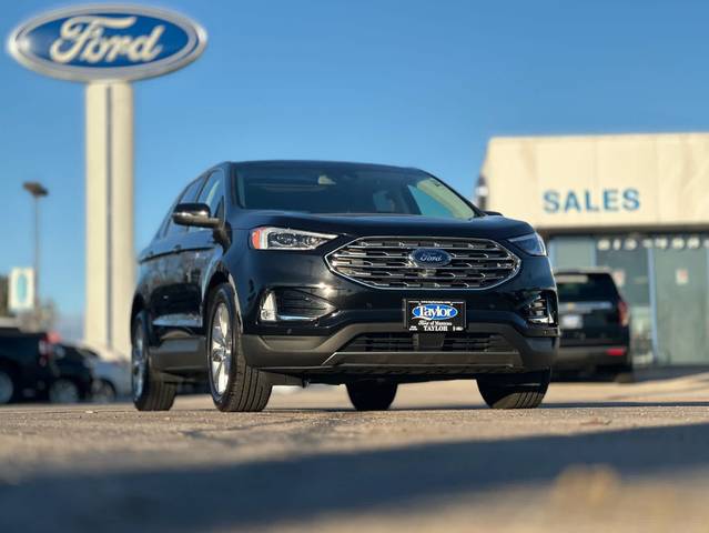 2019 Ford Edge Titanium AWD photo