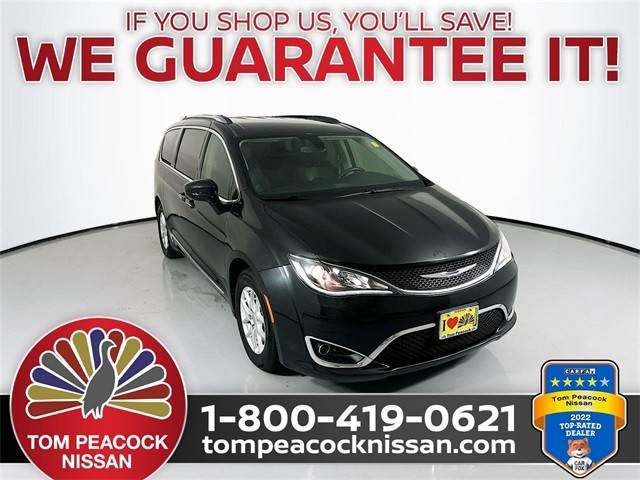 2020 Chrysler Pacifica Minivan Touring L FWD photo