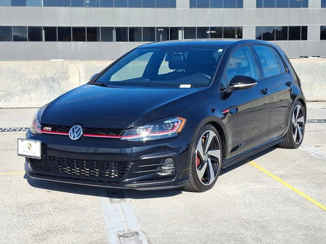 2019 Volkswagen Golf GTI SE FWD photo