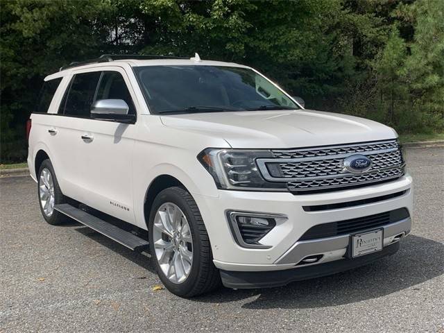 2019 Ford Expedition Platinum 4WD photo