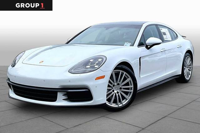 2020 Porsche Panamera 4 AWD photo