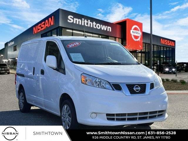 2019 Nissan NV200 SV FWD photo