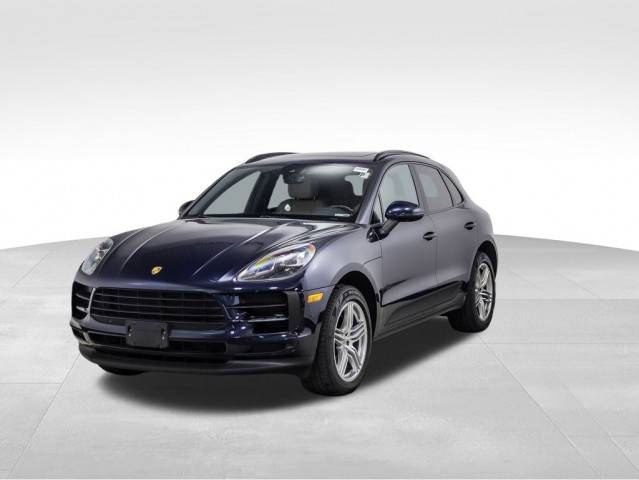 2020 Porsche Macan  AWD photo