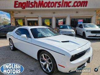 2016 Dodge Challenger SXT Plus RWD photo