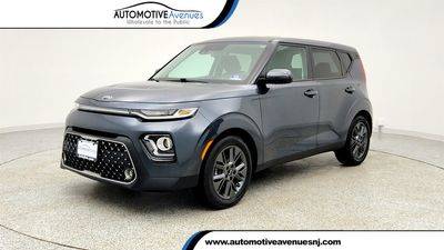 2020 Kia Soul EX FWD photo