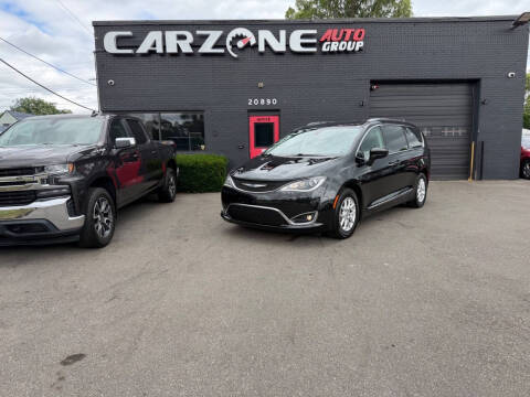2020 Chrysler Pacifica Minivan Touring L FWD photo