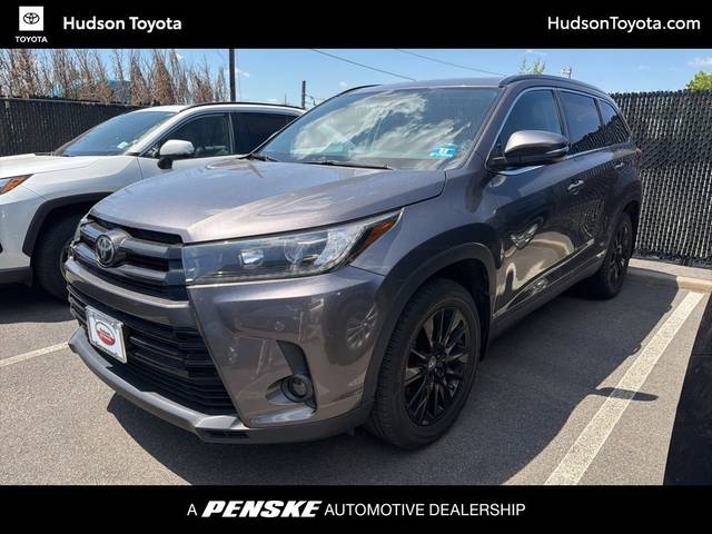2019 Toyota Highlander SE AWD photo
