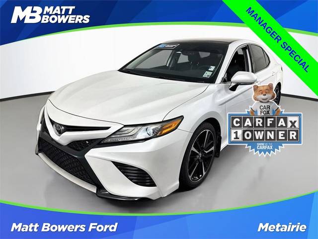 2019 Toyota Camry XSE FWD photo