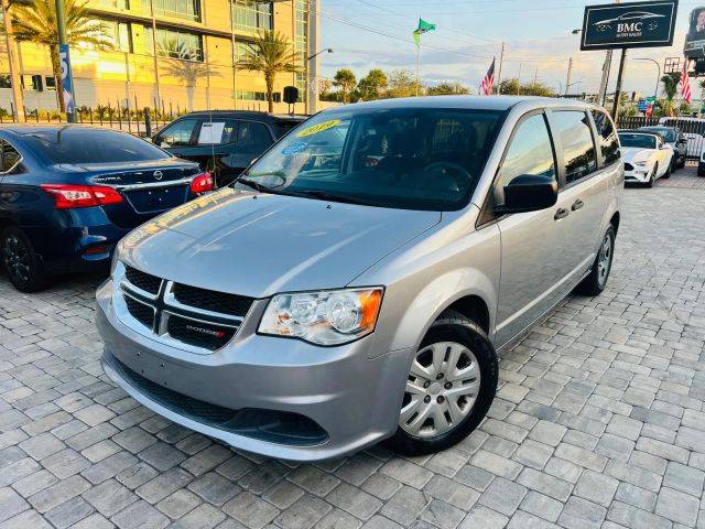 2019 Dodge Grand Caravan SE FWD photo