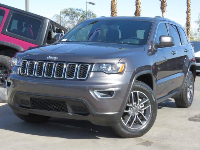 2020 Jeep Grand Cherokee Laredo E 4WD photo