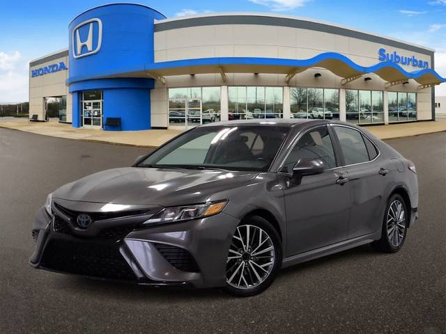 2020 Toyota Camry Hybrid SE FWD photo