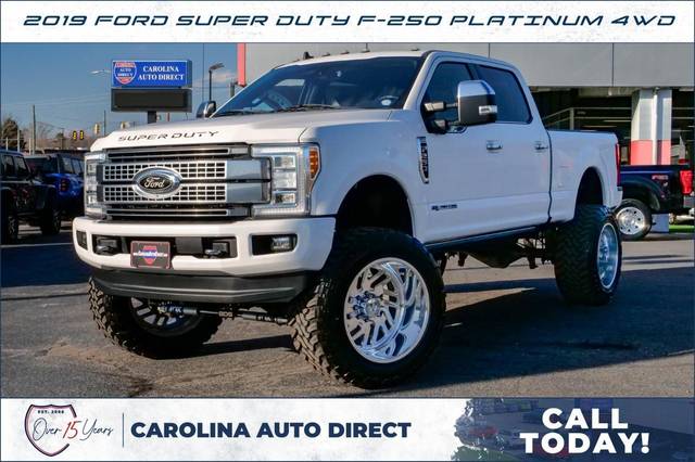 2019 Ford F-250 Super Duty Platinum 4WD photo