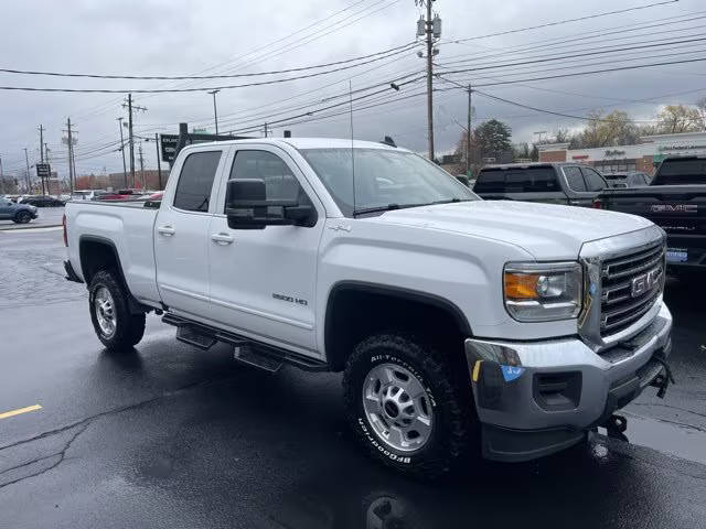 2019 GMC Sierra 2500HD SLE 4WD photo