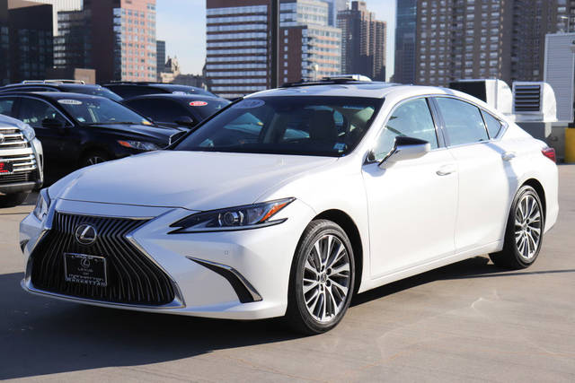 2020 Lexus ES ES 350 FWD photo