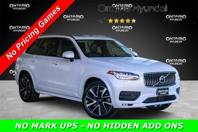 2020 Volvo XC90 Momentum AWD photo