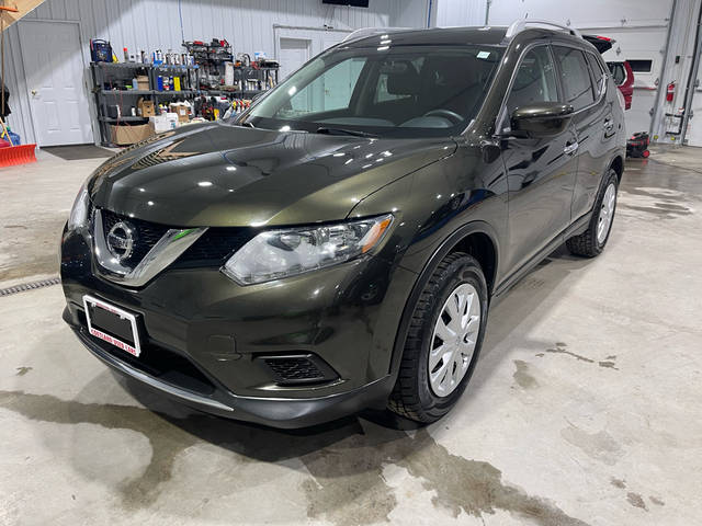 2016 Nissan Rogue S AWD photo